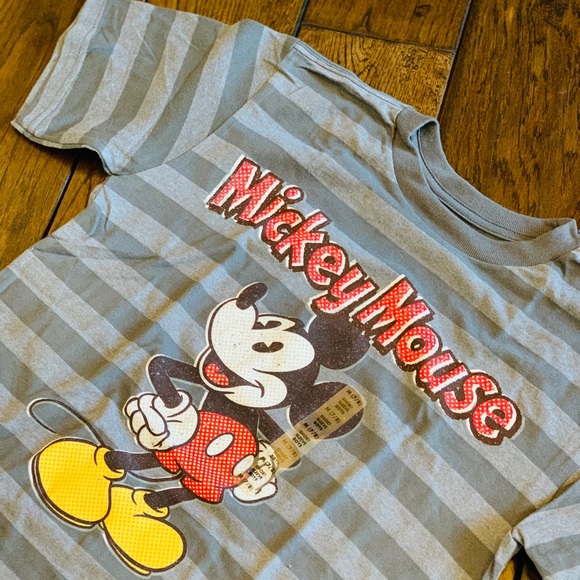 🧨2/$20🧨NWT Disney Boys’ Mickey Mouse Tee - Picture 2 of 4